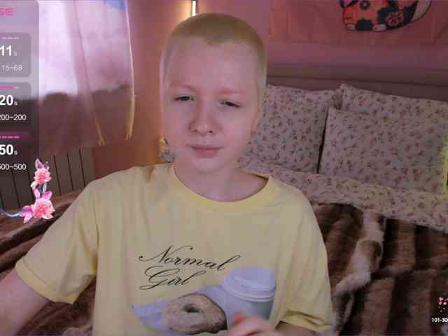 Earthlyalien webcam
