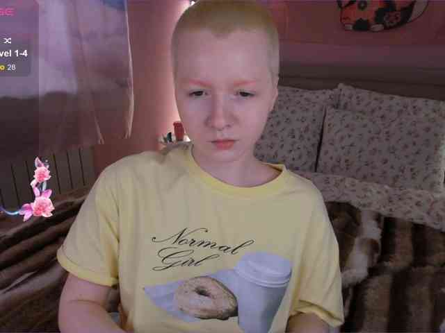 Earthlyalien webcam