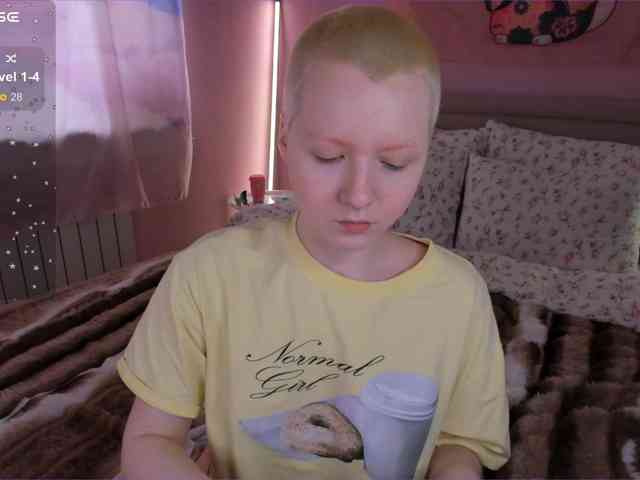 Earthlyalien webcam