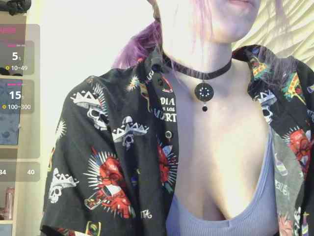 LilianOsbourne webcam