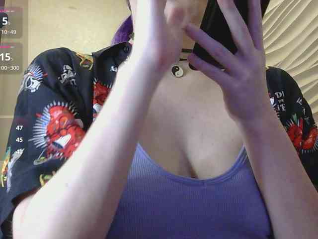 LilianOsbourne webcam