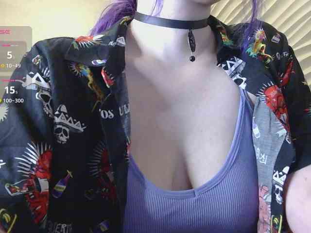 LilianOsbourne webcam
