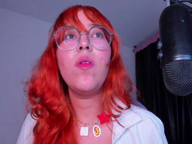 Gigimoon's BongaCams show and profile