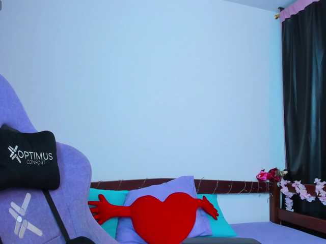 Gigimoon's BongaCams show and profile