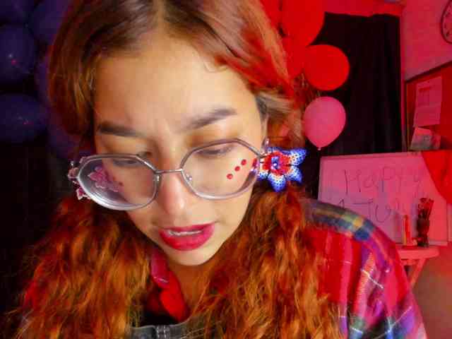 chat naked Gigimoon