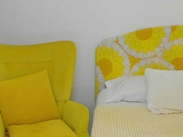 BritishPenelope's BongaCams show and profile