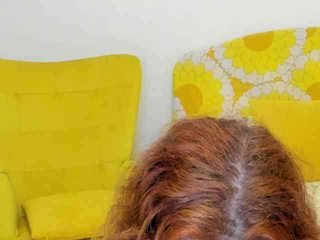 BritishPenelope webcam