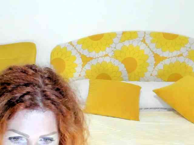BritishPenelope webcam