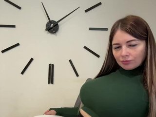 Brenda_Kiska Porn Show