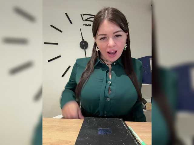 VeryBaby's BongaCams show and profile