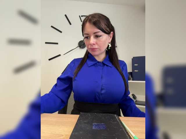 VeryBaby's BongaCams show and profile