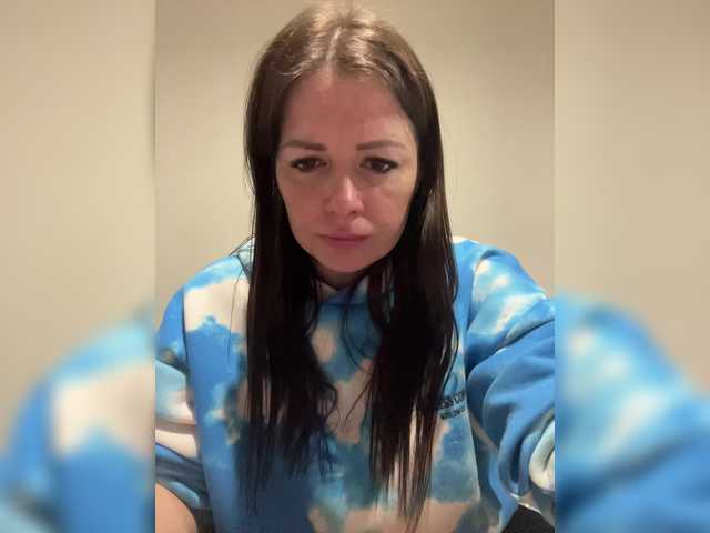 VeryBaby's BongaCams show and profile