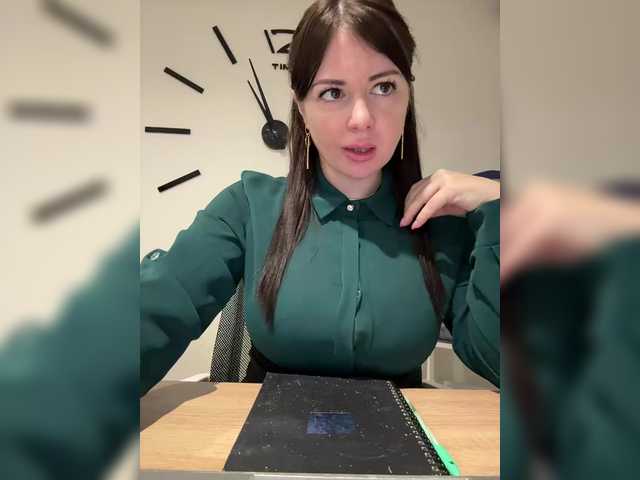 VeryBaby's BongaCams show and profile