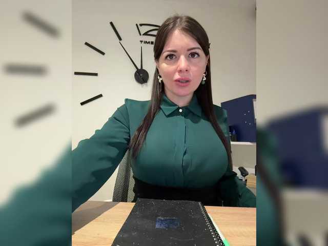 VeryBaby's BongaCams show and profile