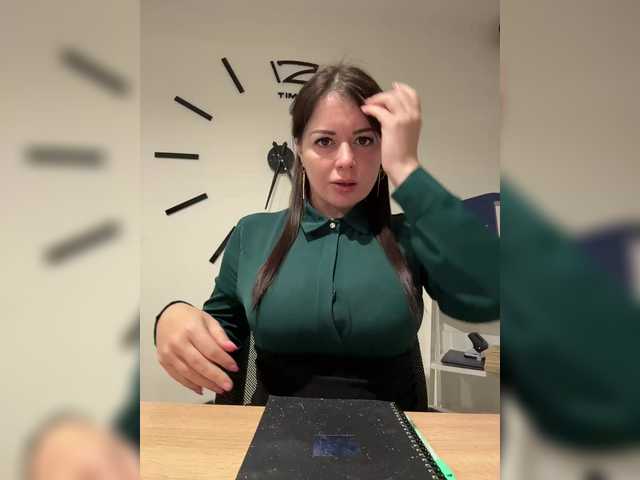 VeryBaby's BongaCams show and profile