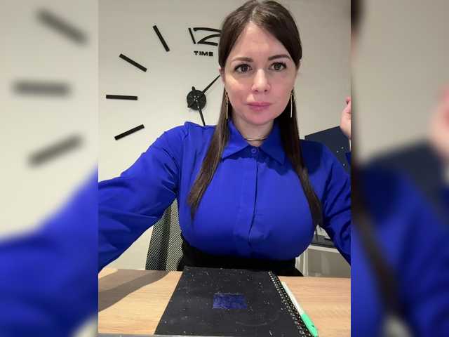 VeryBaby's BongaCams show and profile