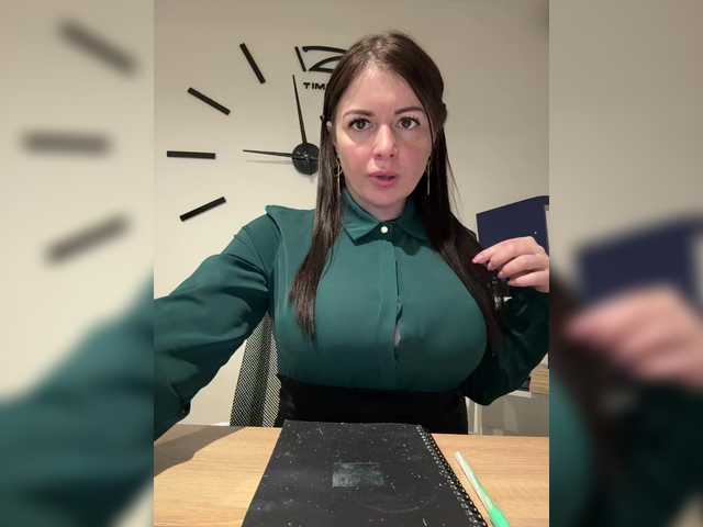 VeryBaby's BongaCams show and profile