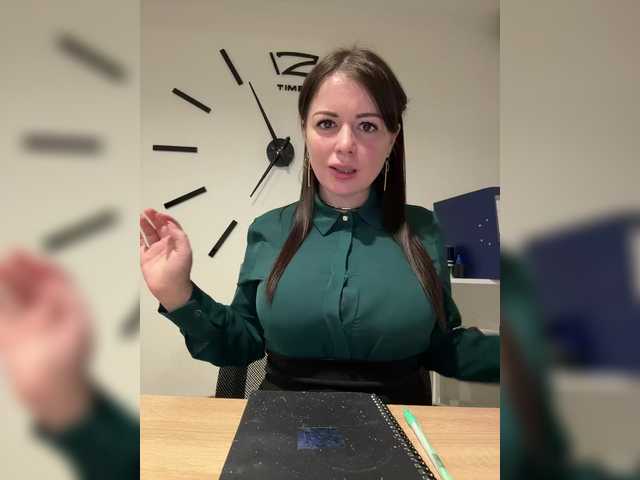 VeryBaby's BongaCams show and profile