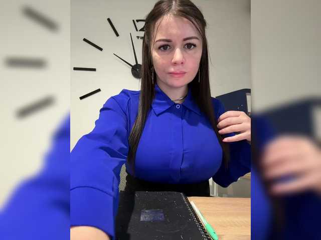 VeryBaby's BongaCams show and profile