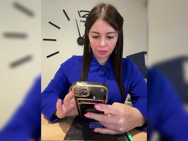 VeryBaby's BongaCams show and profile