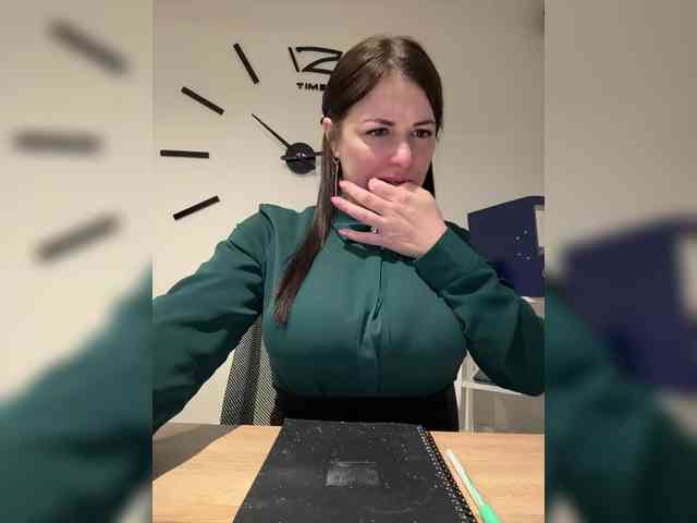 Brenda_Kiska webcam
