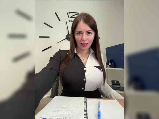 Brenda_Kiska webcam