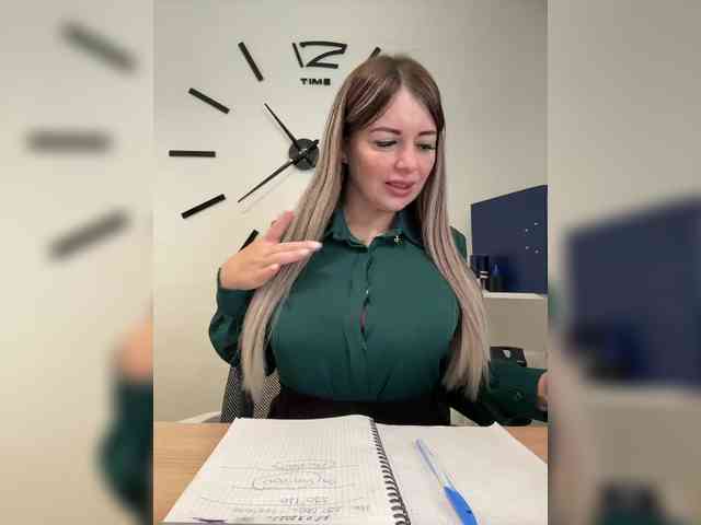 Brenda_Kiska webcam