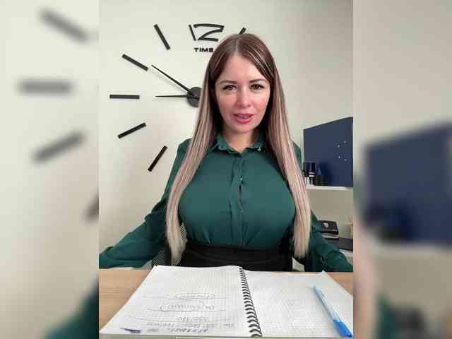 Brenda_Kiska webcam