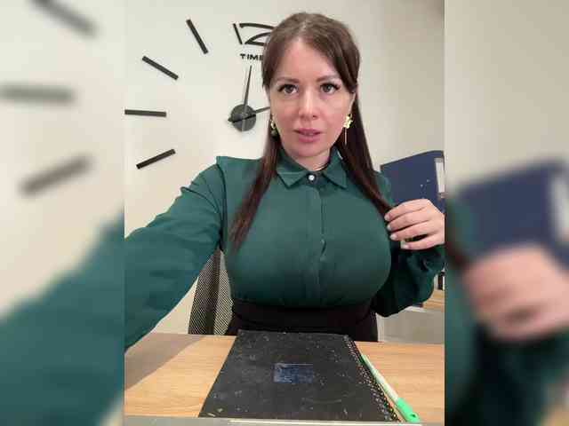 Brenda_Kiska webcam