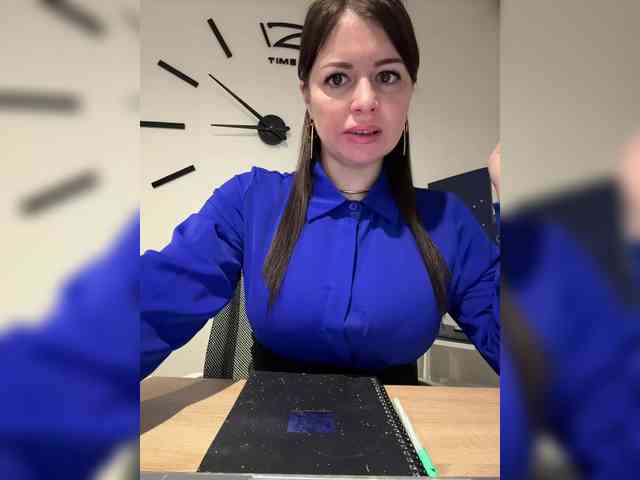 Brenda_Kiska webcam
