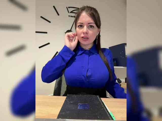 Brenda_Kiska webcam