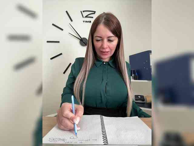 Brenda_Kiska webcam
