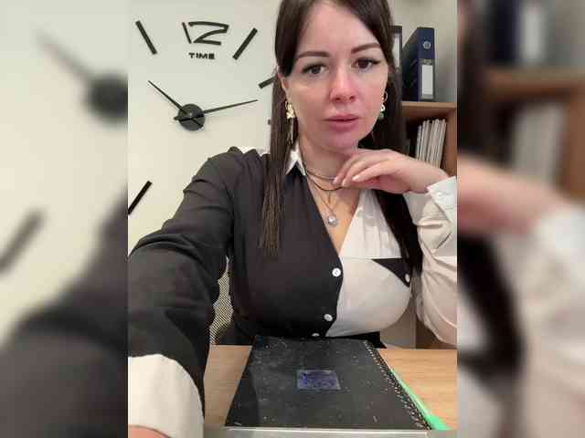 Brenda_Kiska webcam