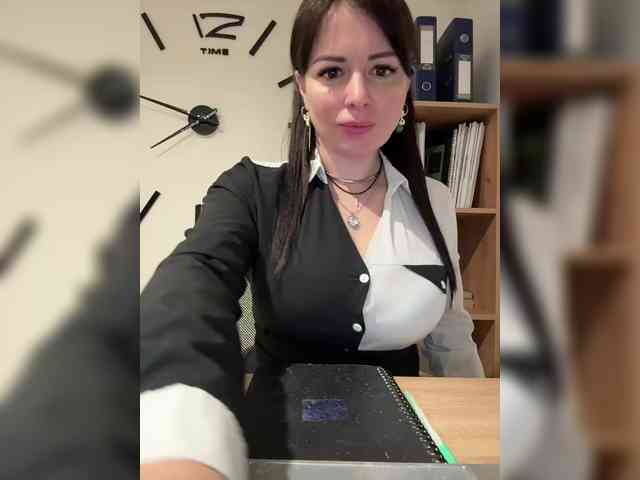 Brenda_Kiska webcam