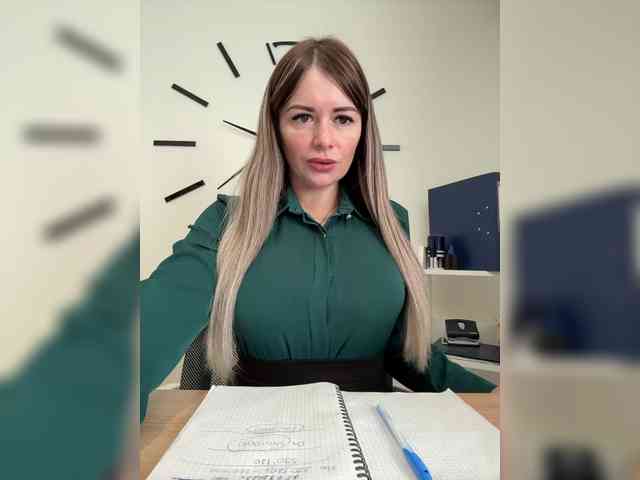 Brenda_Kiska webcam