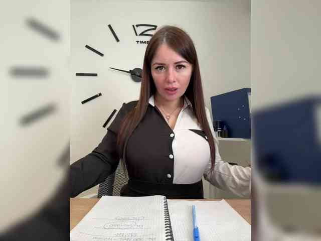 Brenda_Kiska webcam