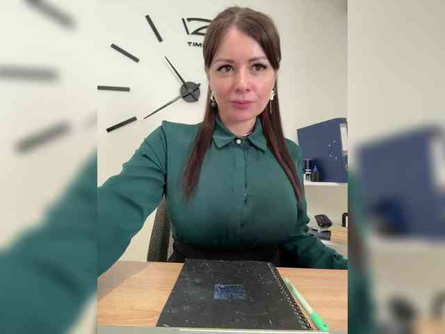 Brenda_Kiska webcam