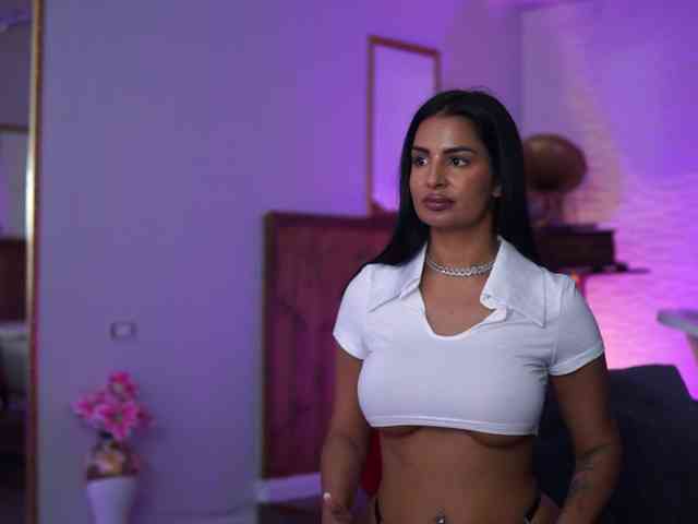 free strip chat LiloMahe