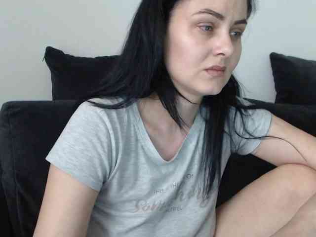 Prettywomen webcam