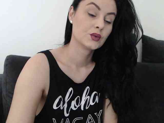 Prettywomen webcam