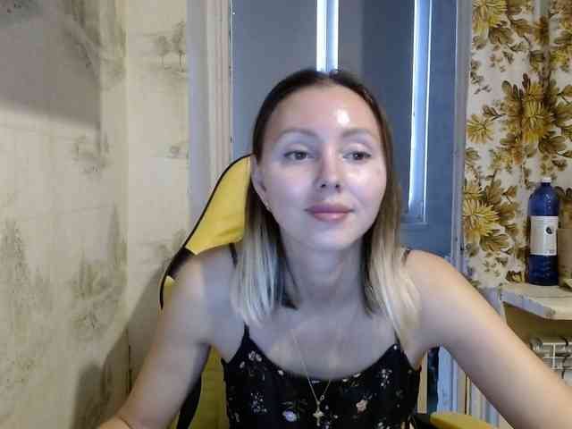 AliceSmiles AliceSmiles