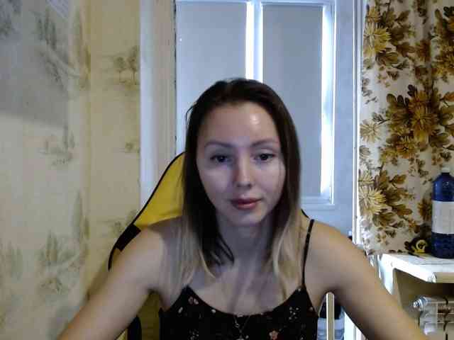 AliceSmiles webcam