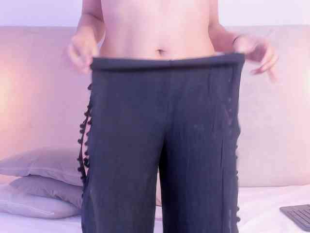 Lilith-Rose webcam