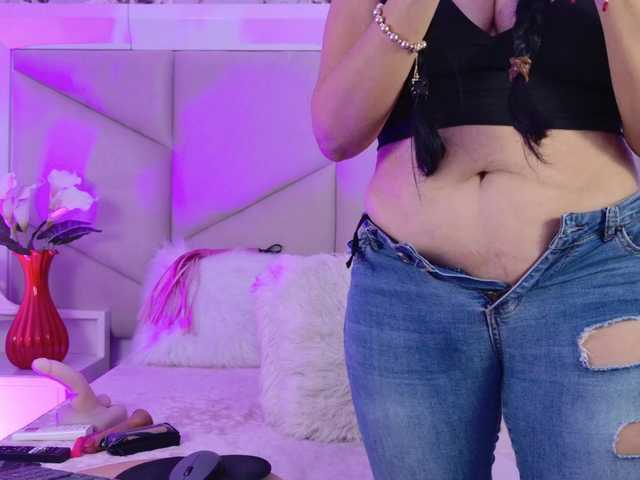 AlizonMoreti's BongaCams show and profile