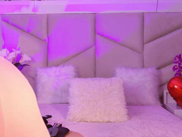 AlizonMoreti from BongaCams is Freechat