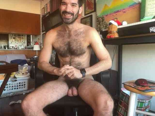 Pupscritch Live Webcam on {site_name}