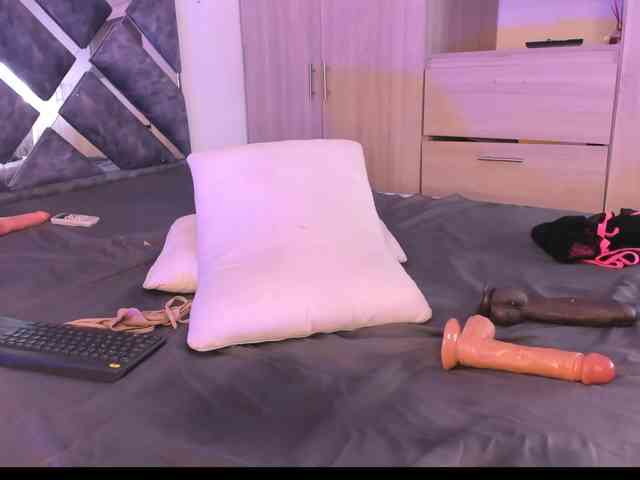 candice777 Live Webcam on BongaCams