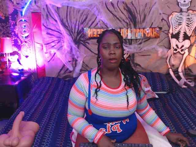 ToriJackes ToriJackes