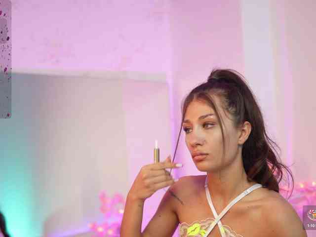 SelinaBella webcam