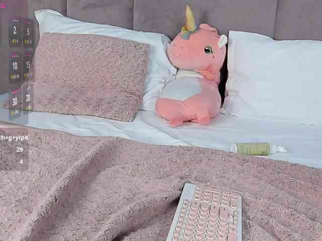 GraceLewis webcam